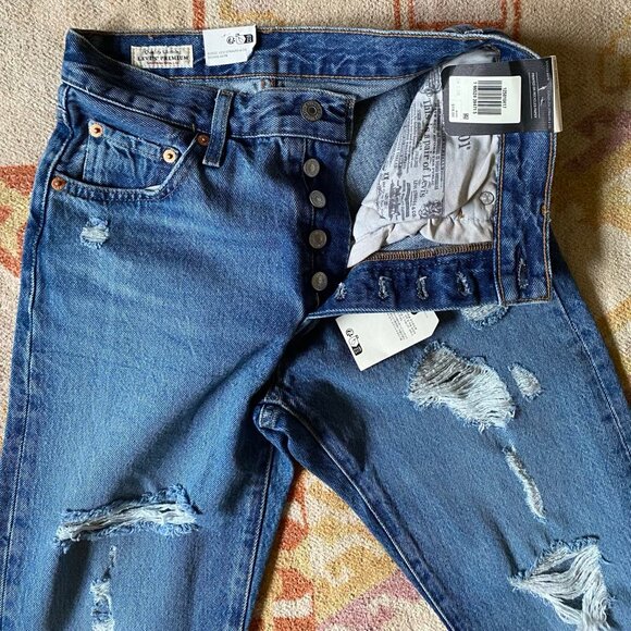 LEVI'S : 501 Original Fit Women's Jeans (Size: 24x30) NWT - Picture 6 of 12